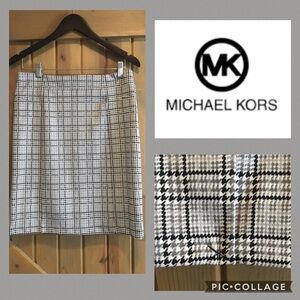 Michael Kors Plaid Skirt NEW! Size Medium